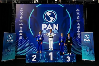 Jennisín Rosanía conquista el Panamericano y confirma su dominio