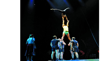 Soda y acrobacias