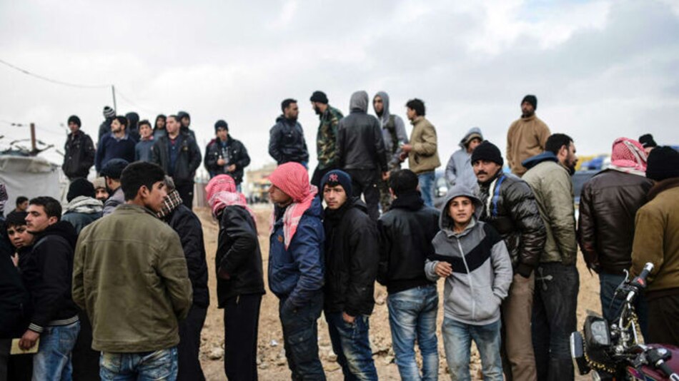 Turquía afirma que mantiene política de ‘fronteras abiertas’ para refugiados sirios