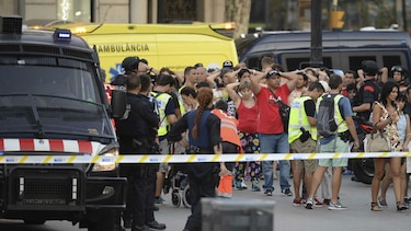 13 muertos y al menos 50 heridos en un atentado terrorista en Barcelona