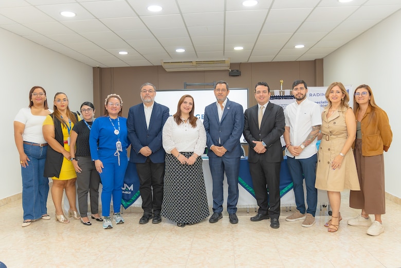 UMECIT y RADIMAGEN firman convenio para fortalecer la formación práctica en salud