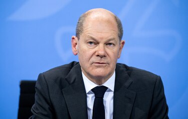 Alemania endurece medidas contra la Covid-19 ante amenaza de ómicron