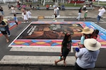 Alfombras, incienso y danzas: así se vive el Corpus Christi