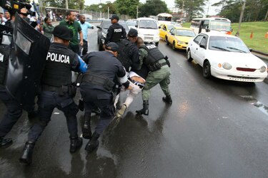 Alma Cortés sale de prisión tras consignar fianza de $300 mil