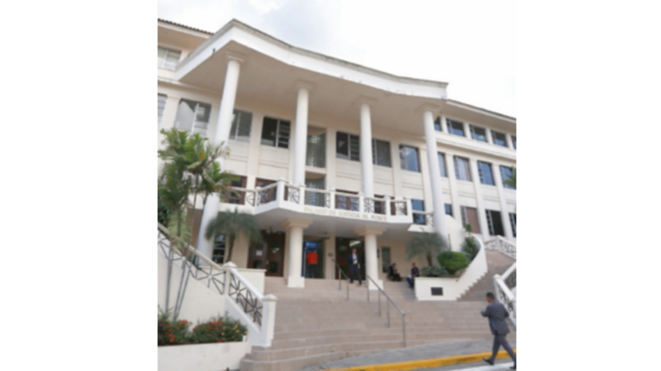 Reemplazan a jueza encargada que falló a favor de Frank De Lima