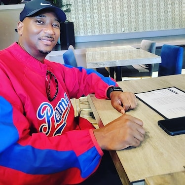 El panameño ‘Gringo Man’ demanda a Emilio Estefan y Rabanes por $10 millones; exige otros $100 millones a Sony Music