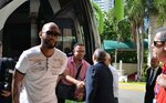 Peloteros cubanos regresan a la isla