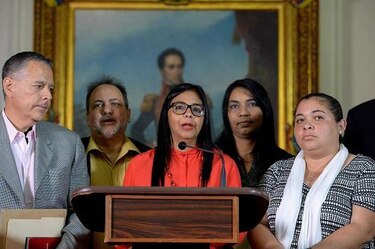 Constituyente venezolana someterá a referendo nueva carta magna