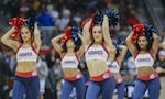 Hawks ganan a los Warriors y se proclaman campeones de invierno