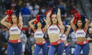Hawks ganan a los Warriors y se proclaman campeones de invierno