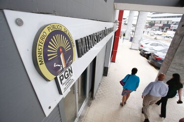 Denuncian al alcalde José Luis Fábrega ante el Ministerio Público por desafiar normas