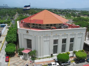 Asamblea Nacional de Nicaragua cierra 24 oenegés críticas de la gestión contra la pandemia