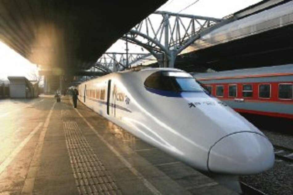 Revive tren a través de Asia