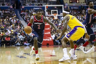 Wizards vencen a los Lakers de un LeBron sin combustible