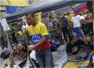 Oposición venezolana busca apoyo internacional
