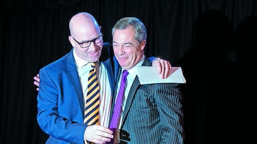 Paul Nuttall queda al frente del UKIP