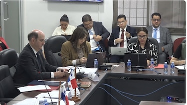 Diputados de RM y PRD trancan el debate del presupuesto de 2027