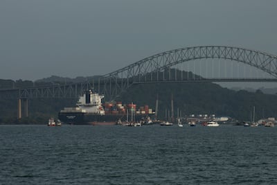 Transporte y logística empujan la economía: actividad creció 4% en diciembre