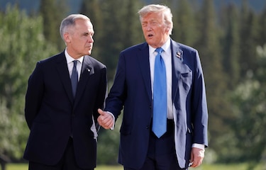 Trump amenaza a Canadá con un arancel del 100% si firma un acuerdo comercial con China