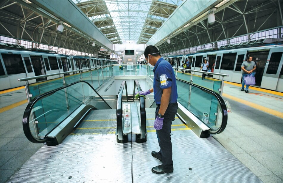 Metro ordena nuevo análisis en licitación para aseo de la línea 2