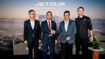 Jetour con representación de Petromotors presentó oficialmente en Panamá el nuevo G700