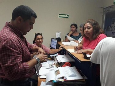 Mil 300 personas se afilian para el cobro de los décimos adeudados