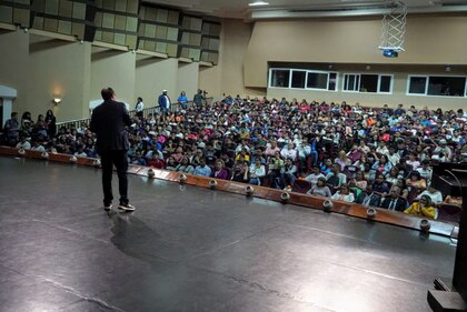 Un día con los candidatos presidenciales en la Universidad Tecnológica