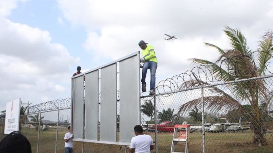 Desmantelan vallas publicitarias en Albrook