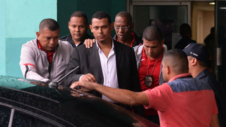 Juez imputa cargos al mayor de la Policía Nacional Alex Iván Cedeño