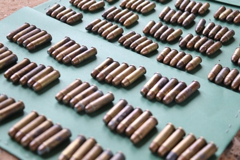 Decomisan 5 armas, 298 municiones, drogas y videojuegos en pabellones 11 y 12 de la Joyita