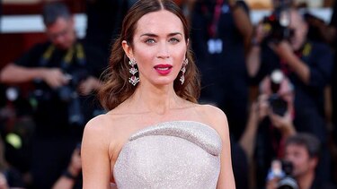 ‘Da mucho miedo’: Emily Blunt y otras estrellas de Hollywood muestran su rechazo a una actriz creada con inteligencia artificial