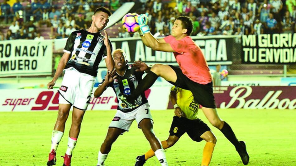 Tauro y CAI cierran la fecha