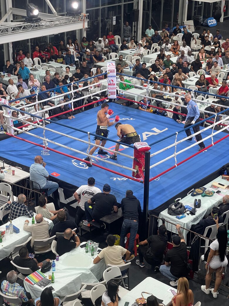 Argentino Soto fulmina al Magnífico Núñez en pelea por título Fedelatin
