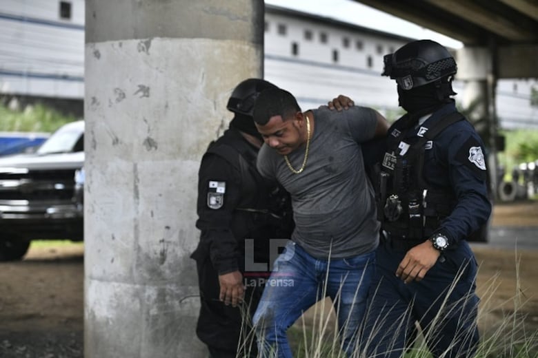 Iglesia: ‘escuchemos al pueblo de Colón’