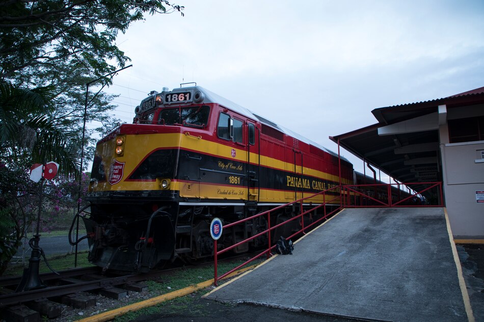Autoridad Marítima de Panamá prorroga por 25 años más el contrato de Panama Canal Railway Company