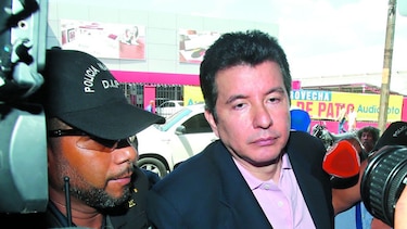 Alejandro Moncada Luna cambia de táctica legal