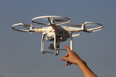 Drones no podrán operar en áreas de desfiles y actos patrios en noviembre
