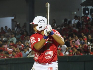 Luis Escudero se une al selecto grupo de lo ganadores de la triple corona en el torneo juvenil