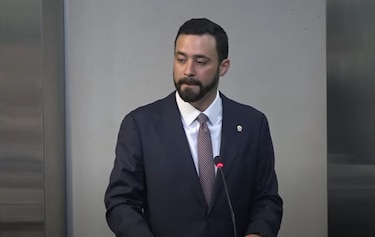 Guido Martinelli, embajador en el Reino Unido, exhibe comportamiento errático que preocupa a los diputados