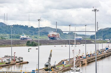 Ampliación del Canal de Panamá sube ingresos en más de $2 mil millones
