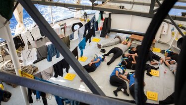 Francia rechaza recibir al buque humanitario Aquarius 'por ahora'