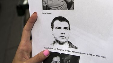 Desafían a Stiuso a probar que Gobierno sabía de escuchas usadas por Nisman