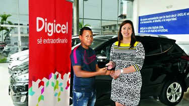 Digicel entrega Tucson IX