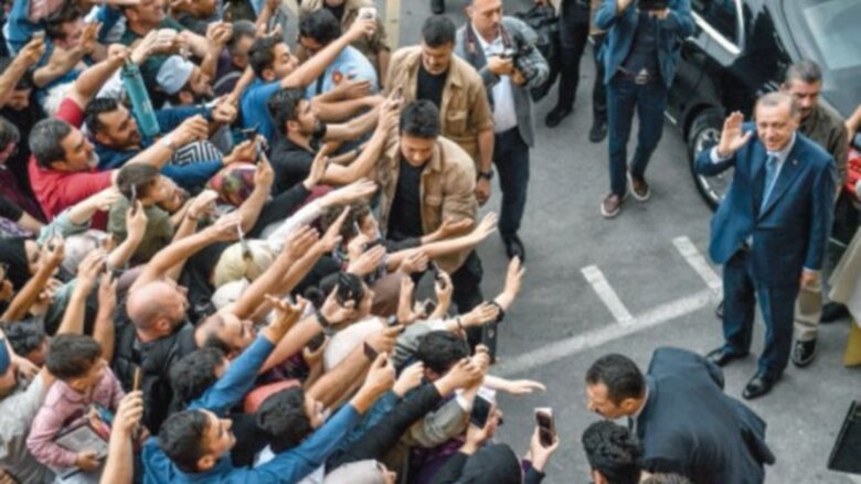 Erdogan celebra el triunfo y nuevos poderes