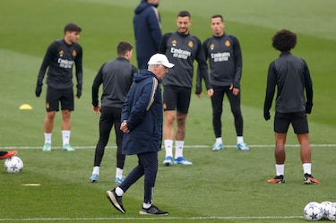 Un Real Madrid mermado ante un Nápoles renovado