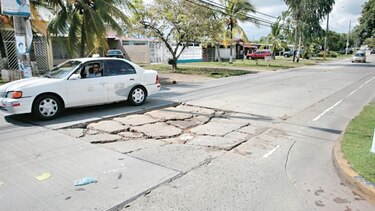 Entregan ofertas para obras en Panamá este