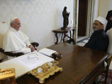 Reunión histórica del Papa con el gran imán Ahmed al Tayeb