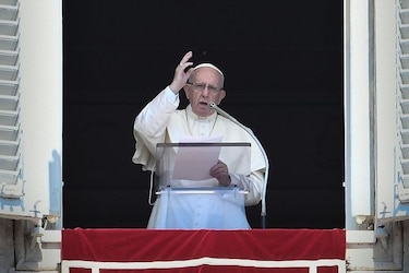 Exigen a papa Francisco combatir pedofilia con hechos y no con palabras