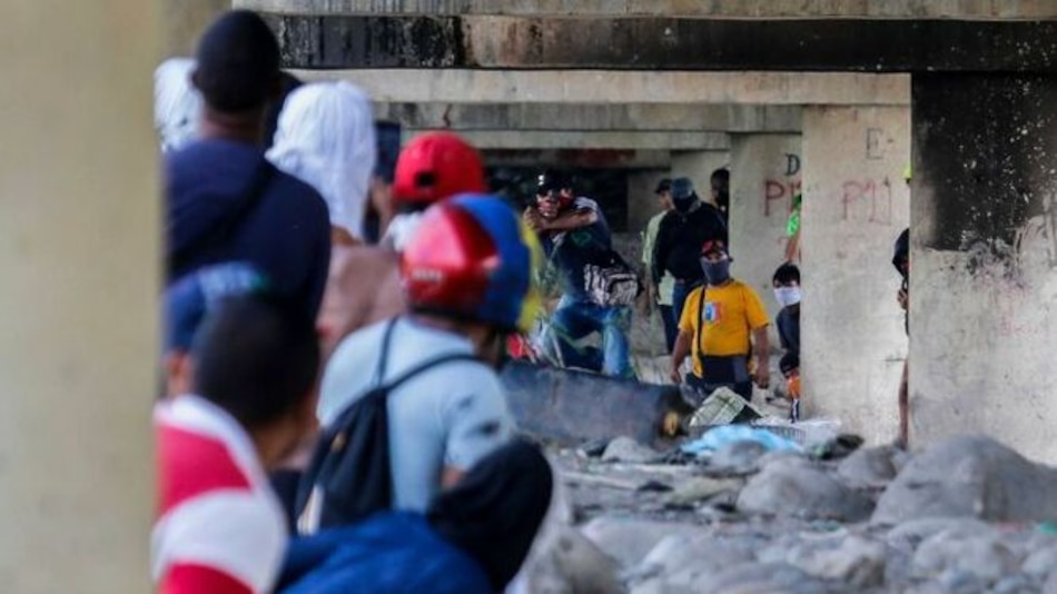 Unión Europea urge a evitar una 'intervención militar' en Venezuela