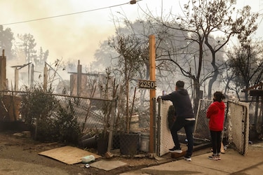 Los incendios en Los Ángeles podrían dejar pérdidas de más de 50,000 millones de dólares